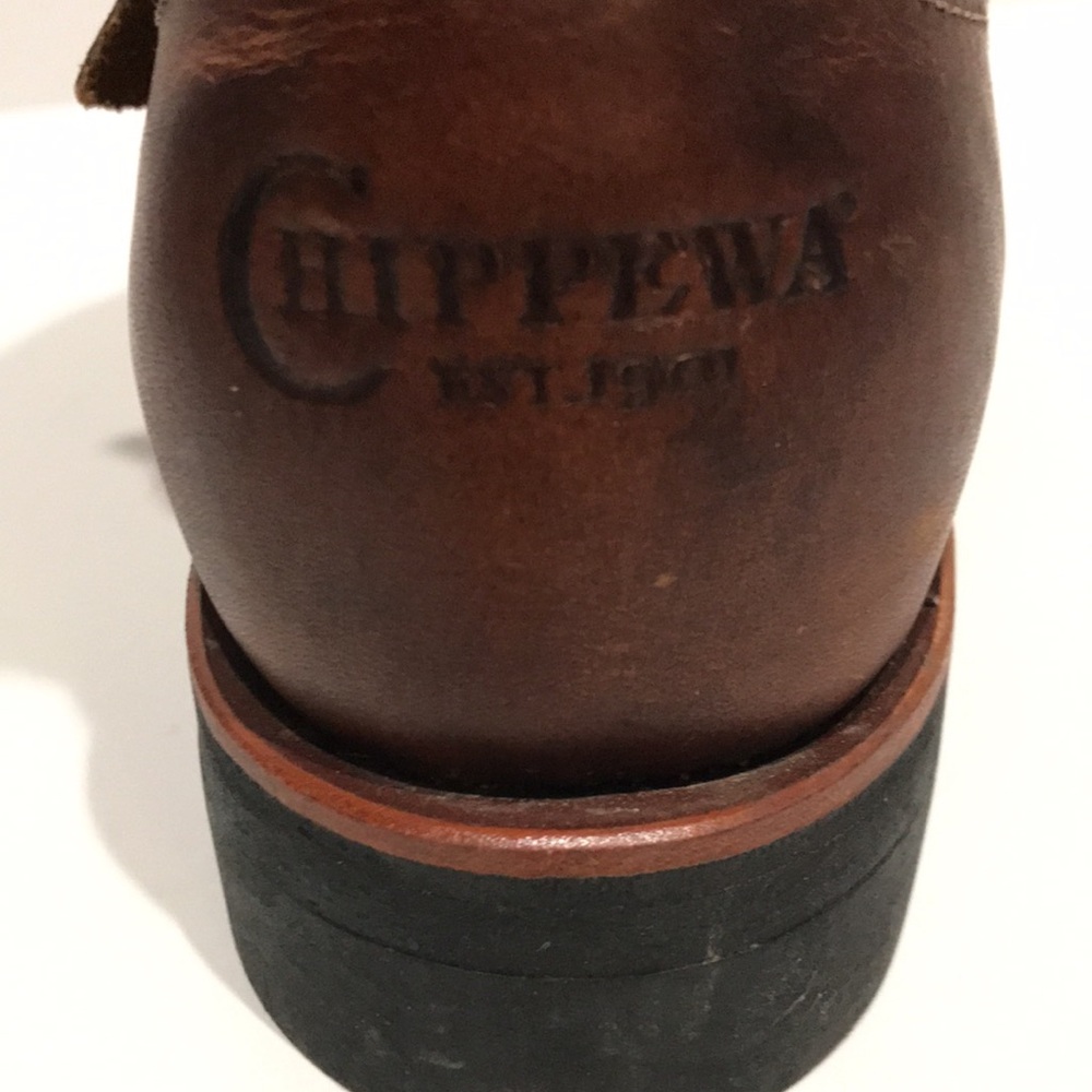 Chippewa ladies Engineer boots - Picture 4 of 9